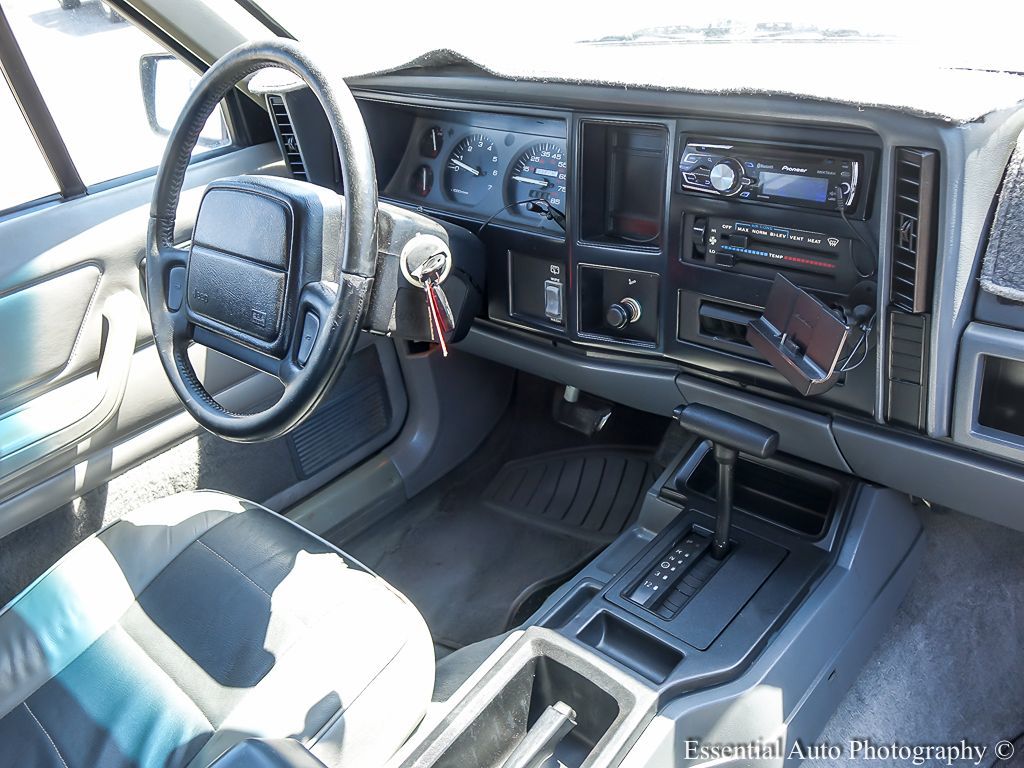 Sold 1996 Jeep Cherokee Sport in Chandler